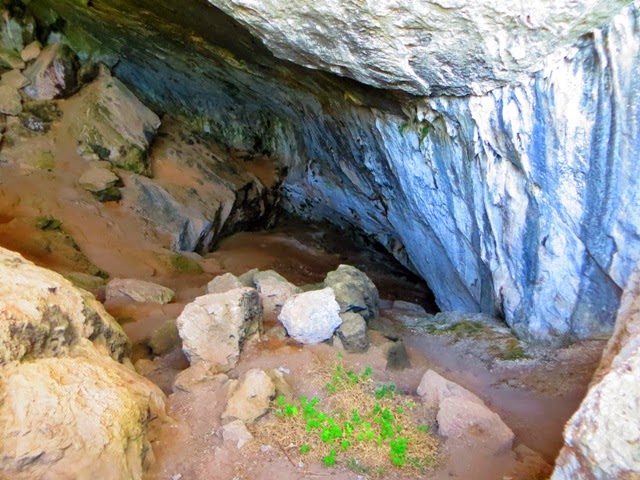 La cueva negra Montanejos